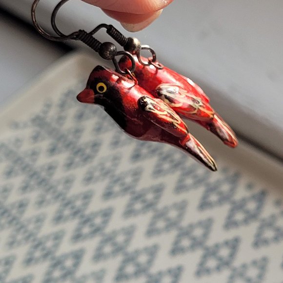 Vintage Red Cardinal Bird earrings - Hand Painted and Wooden - Picture 1 of 7